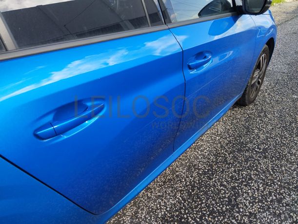 Peugeot 208 · Ano 2022