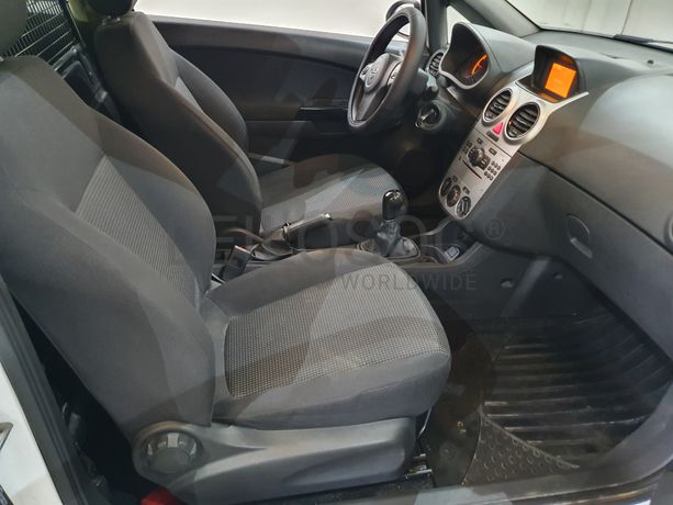 Opel Corsa · Ano 2013