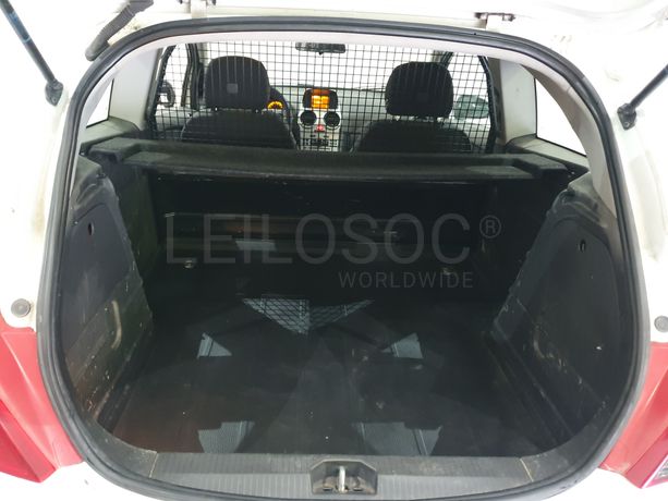 Opel Corsa · Ano 2013