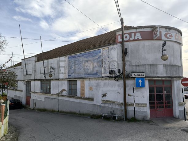 Edifício · Pragal, Almada