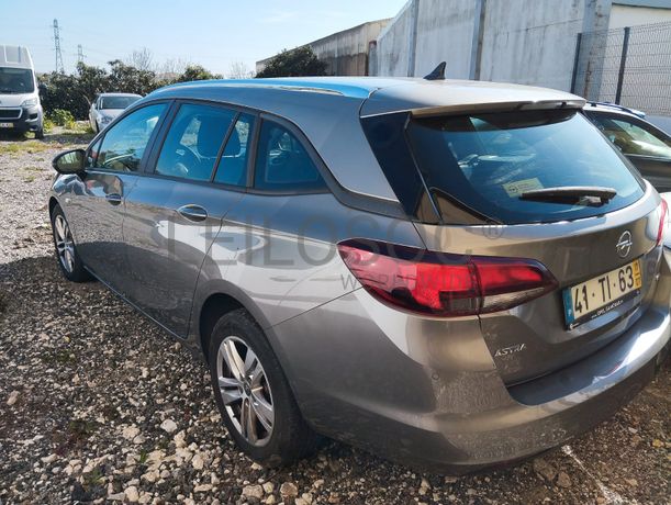 Opel Astra K Sports Tourer 1.6 CDTi · Ano 2017