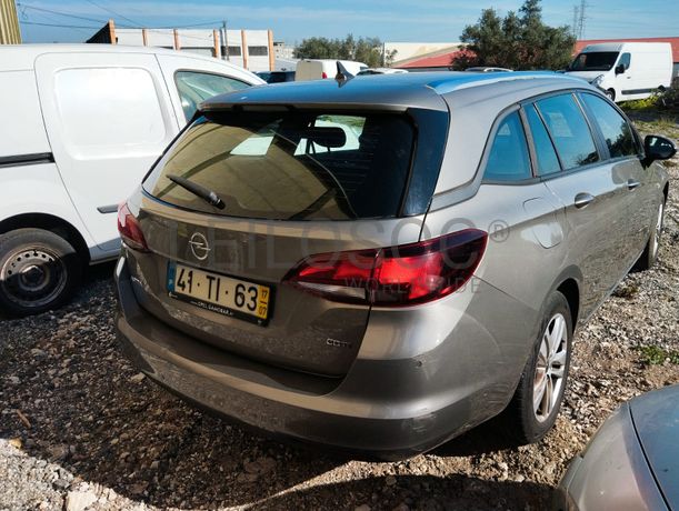 Opel Astra K Sports Tourer 1.6 CDTi · Ano 2017