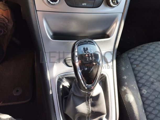 Opel Astra K Sports Tourer 1.6 CDTi · Ano 2017