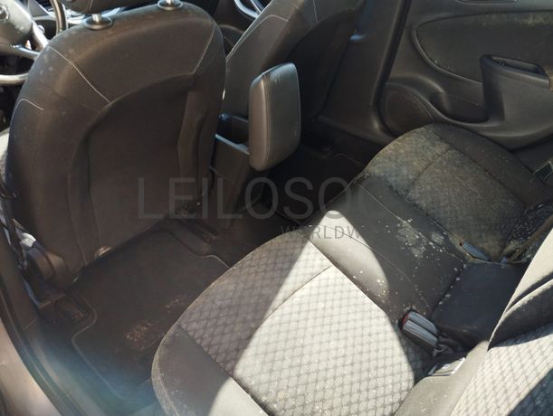 Opel Astra K Sports Tourer 1.6 CDTi · Ano 2017