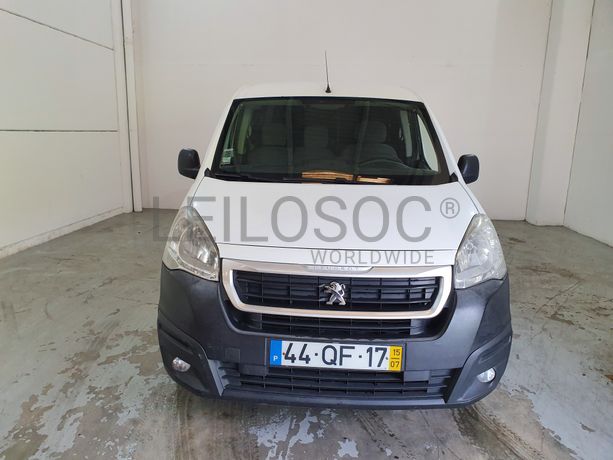 Peugeot Partner · Ano 2015