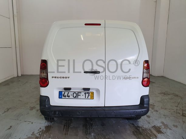 Peugeot Partner · Ano 2015