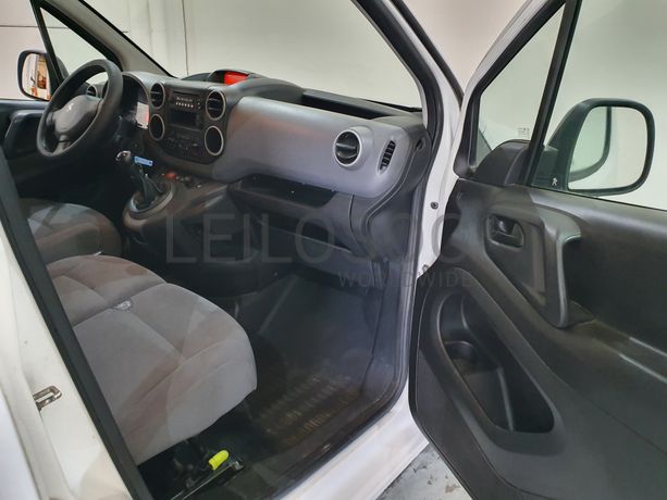 Peugeot Partner · Ano 2015