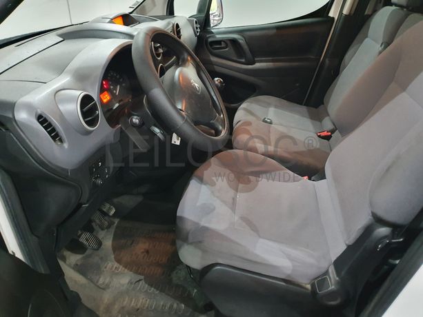 Peugeot Partner · Ano 2015