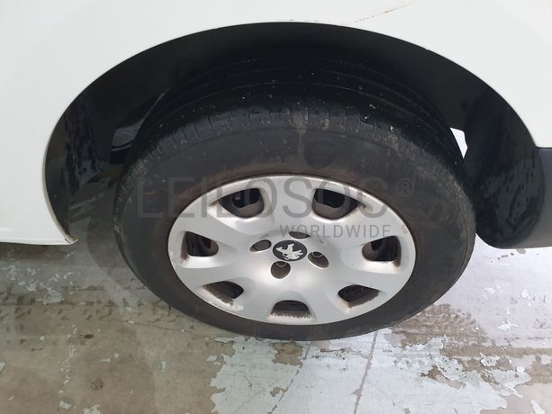 Peugeot Partner · Ano 2015