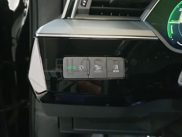 Audi e-tron 50 · Ano 2020