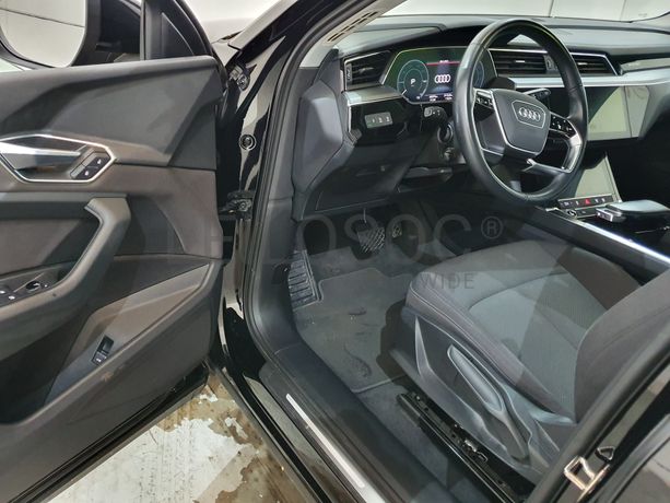 Audi e-tron 50 · Ano 2020