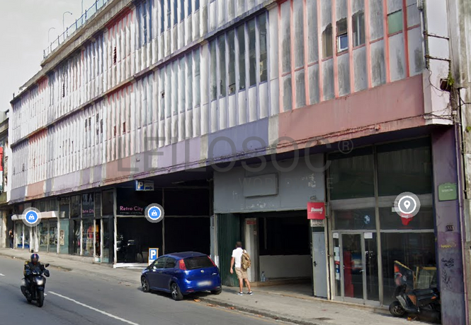 Loja Centro Comercial STOP · Porto