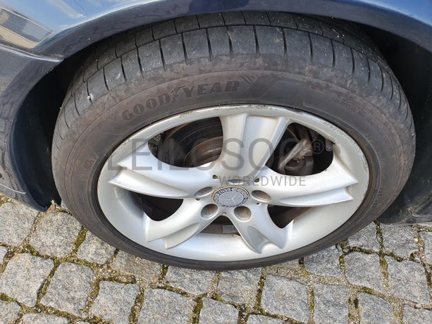 Mercedes-Benz C220 CDI · Ano 2004