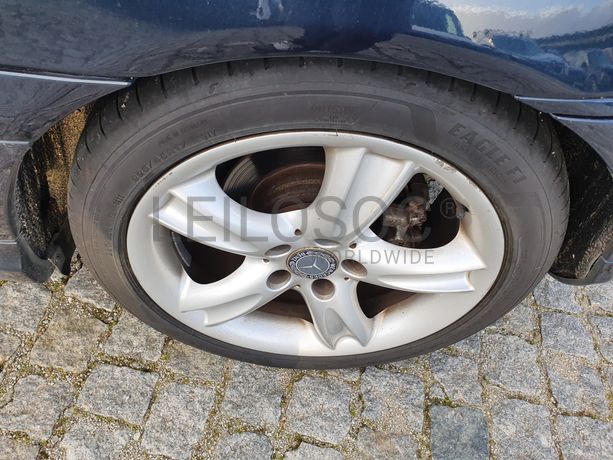 Mercedes-Benz C220 CDI · Ano 2004