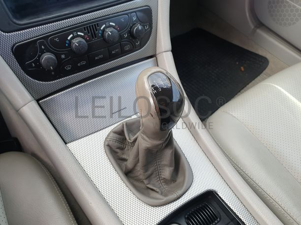 Mercedes-Benz C220 CDI · Ano 2004