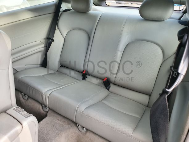 Mercedes-Benz C220 CDI · Ano 2004