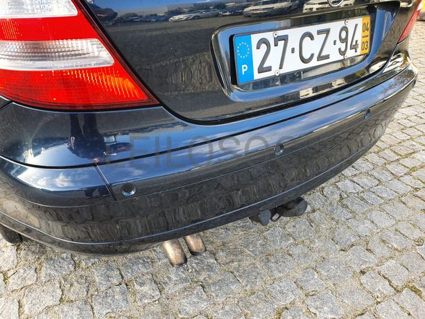 Mercedes-Benz C220 CDI · Ano 2004