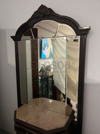 Móvel Entrada · Espelho