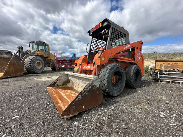 Mini Pá Carregadora Doosan