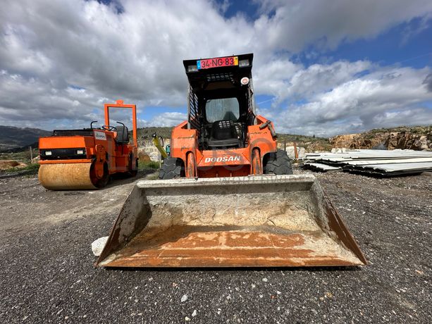 Mini Pá Carregadora Doosan