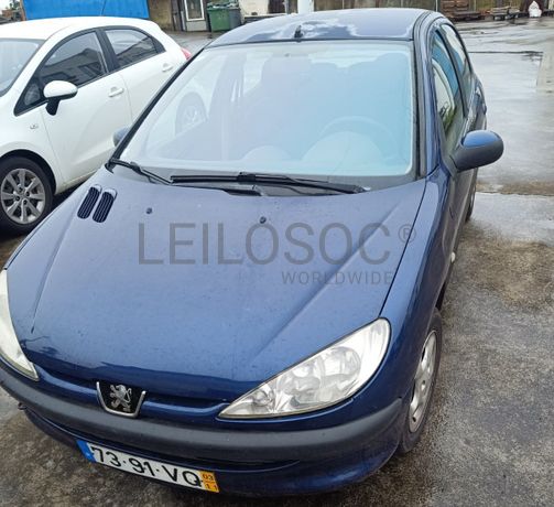 Peugeot 206 · Ano 2003