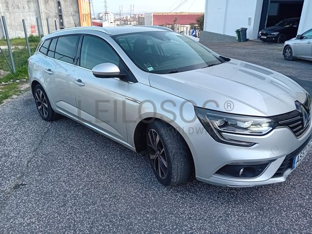 Renault Mégane IV Sport Tourer · Ano 2017