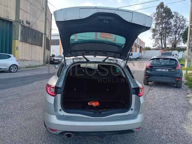Renault Mégane IV Sport Tourer · Ano 2017