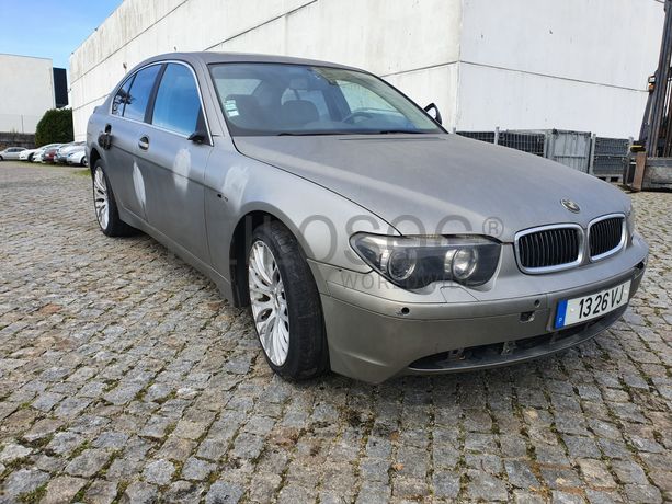 BMW 735i · Ano 2003