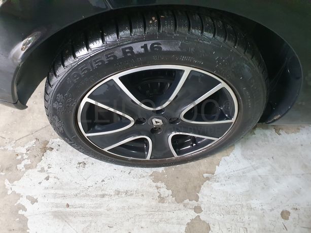 Renault Clio · Ano 2016