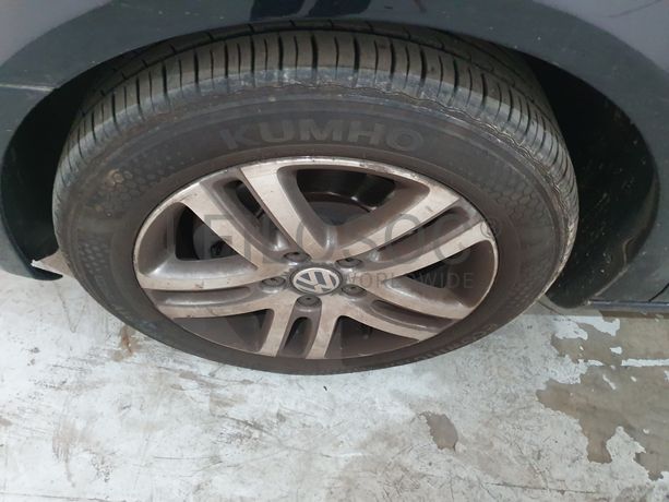 Volkswagen Golf · Ano 2009