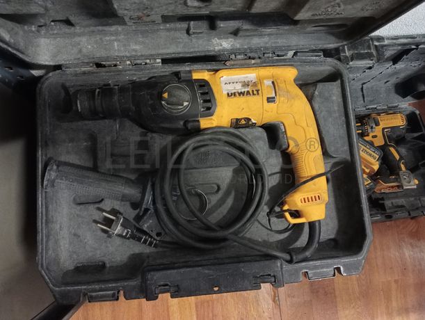 Stock Material Elétrico · Equipamento de Escritório