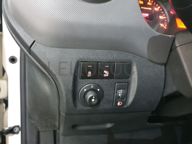 Peugeot Partner · Ano 2016