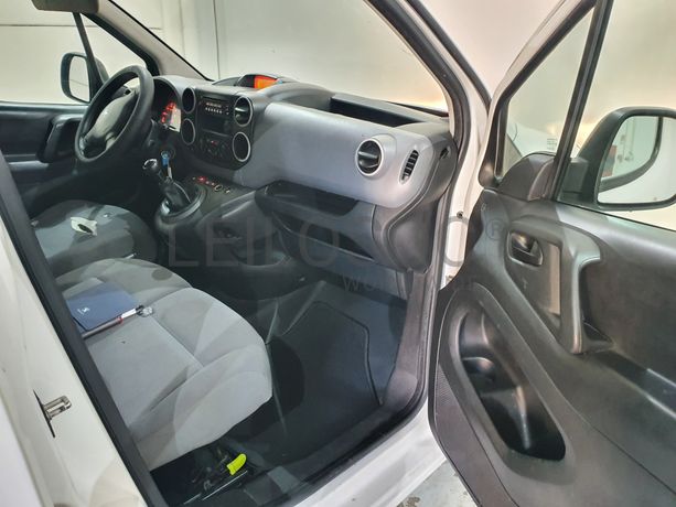 Peugeot Partner · Ano 2016