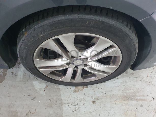 Mercedes-Benz E 250 CDI · Ano 2010