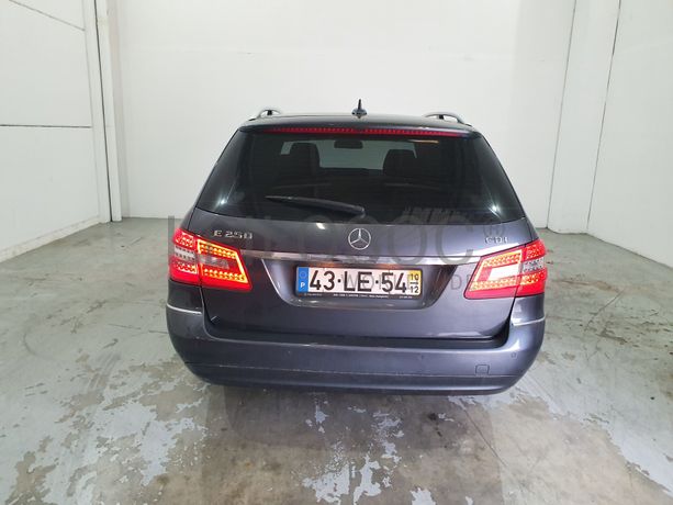 Mercedes-Benz E 250 CDI · Ano 2010