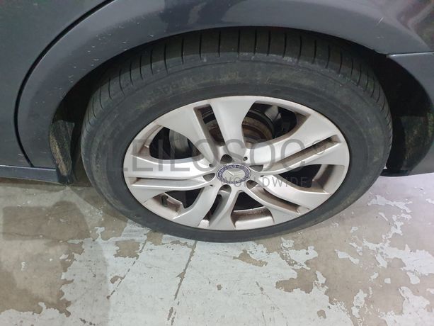 Mercedes-Benz E 250 CDI · Ano 2010