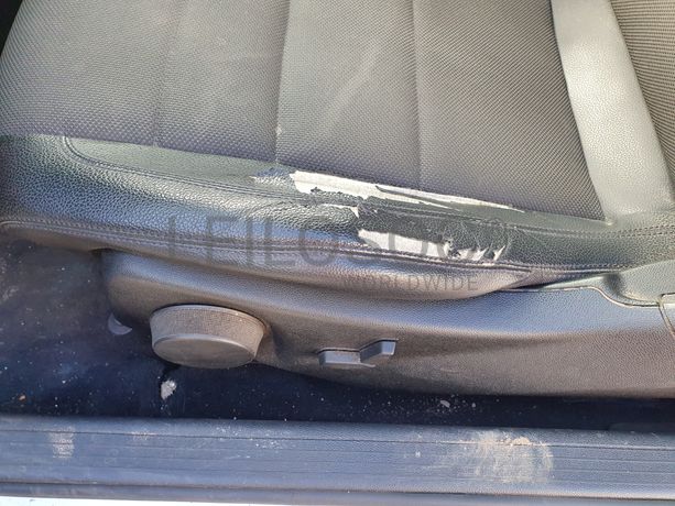 Mercedes-Benz C220 Coupé · Ano 2011