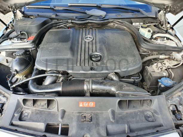 Mercedes-Benz C220 Coupé · Ano 2011