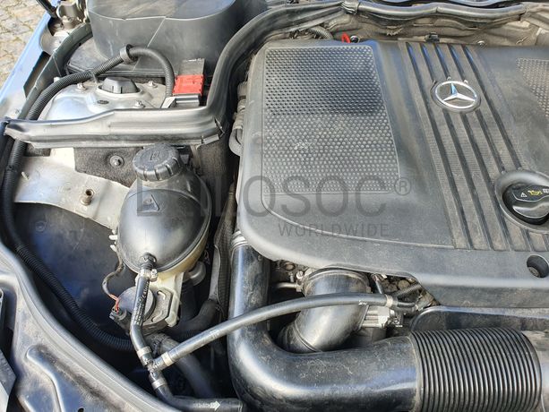 Mercedes-Benz C220 Coupé · Ano 2011