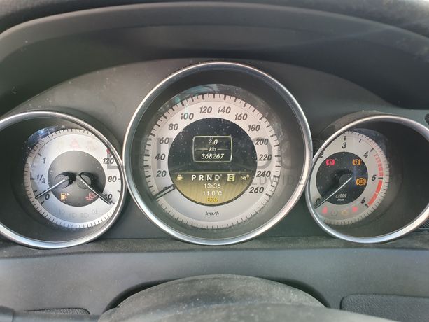 Mercedes-Benz C220 Coupé · Ano 2011