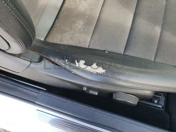 Mercedes-Benz C220 Coupé · Ano 2011