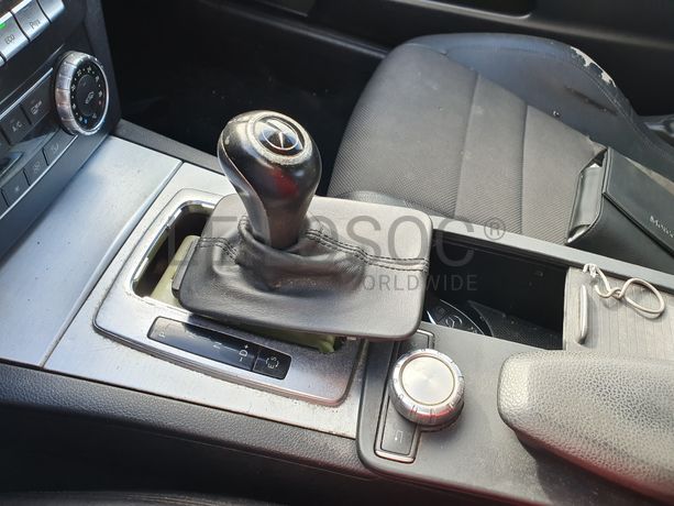 Mercedes-Benz C220 Coupé · Ano 2011