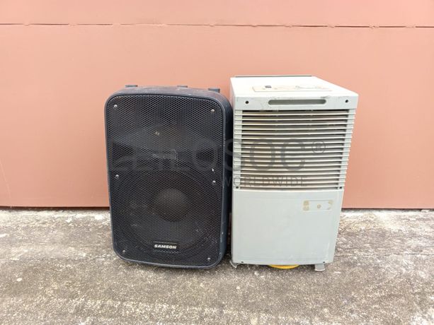 Coluna de Som e Ar Condicionado