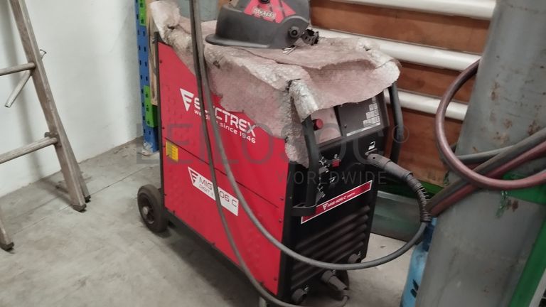 Máquina de soldar · Compressor de ar