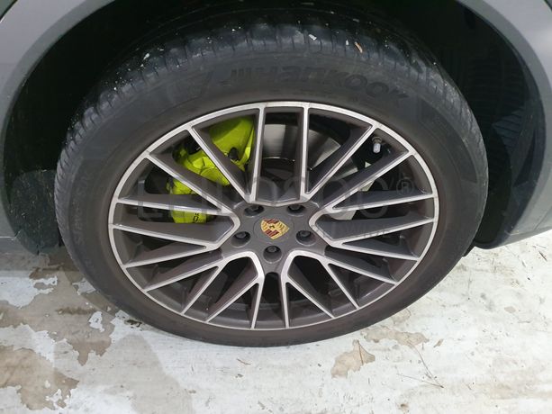 Porsche Cayenne 3.0 Hibrido · Gasolina · Ano 2019