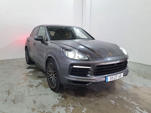 Porsche Cayenne 3.0 Hibrido · Gasolina · Ano 2019