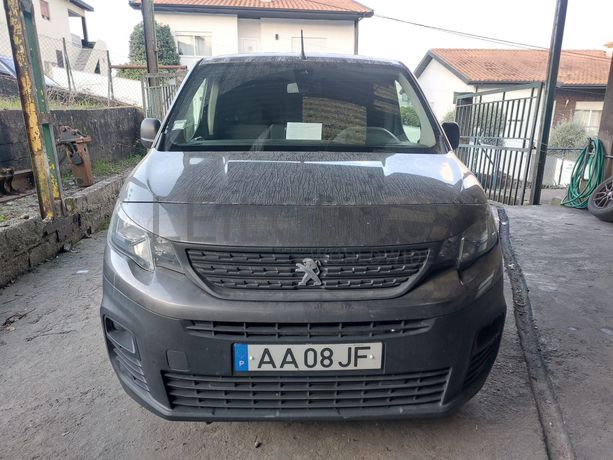 Peugeot Partner · Ano 2020