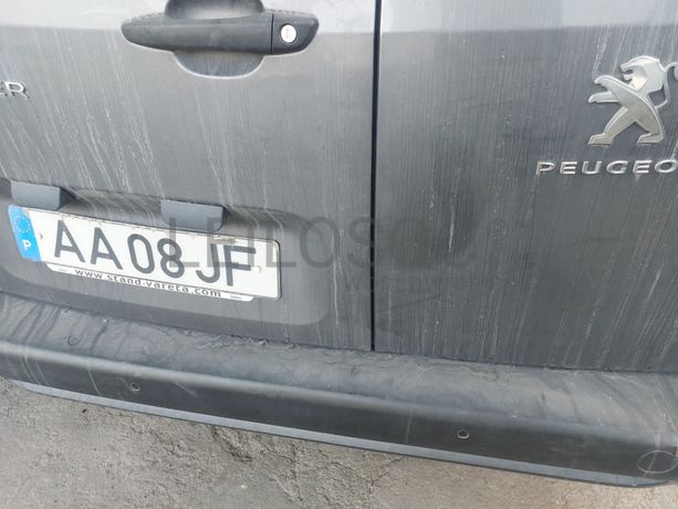 Peugeot Partner · Ano 2020