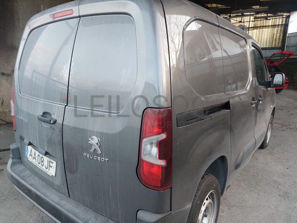 Peugeot Partner · Ano 2020
