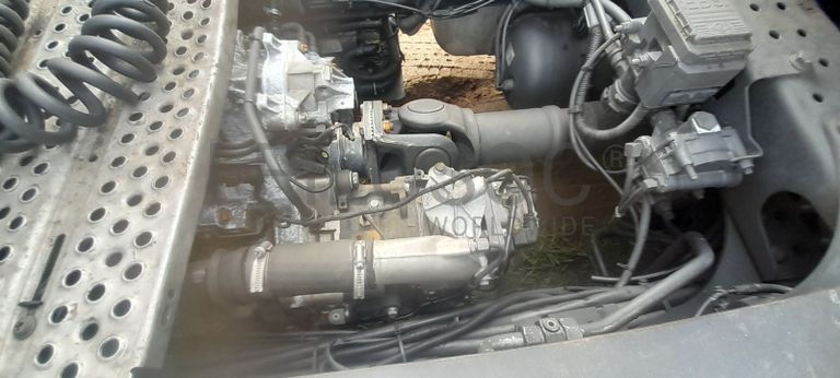 Mercedes-Benz Actros 1842 · Ano 2014